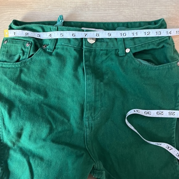 Maniere De Voir Set: Green Cropped Jacket US 6 & Boyfriend Cut Out Jeans US 6 - Picture 6 of 16